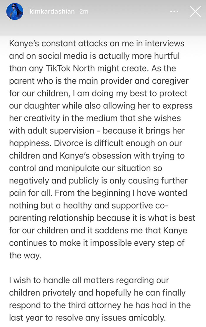 Declaración sobre la advertencia de Kanye West sobre la vida en línea de su hija North en medio de los desafíos de la paternidad compartida.