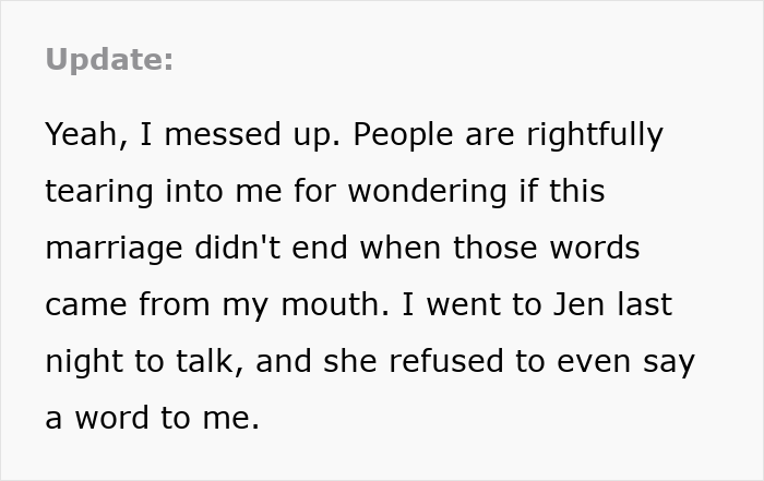 Extracto de texto sobre el marido amenazando con divorciarse durante una cena con su esposa y sus padres, que muestra las luchas matrimoniales.