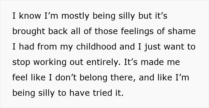 Texto que muestra a una mujer reflexionando sobre el trauma infantil y los sentimientos de vergüenza después de que los adolescentes se rieran de ella en el gimnasio.