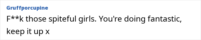 Comentario que expresa apoyo a una mujer con sobrepeso que enfrenta un trauma infantil después de que los adolescentes se rieran de ella en el gimnasio.