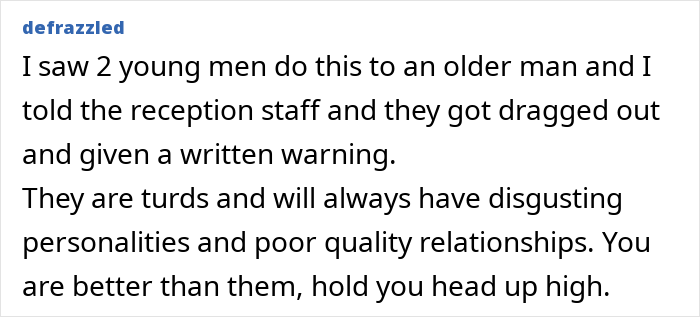 Publicación de texto que expresa apoyo a una mujer con sobrepeso que enfrenta un trauma infantil después de que los adolescentes se ríen de ella en el gimnasio.