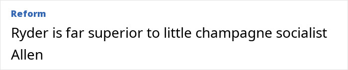 David Harbour hablando en un evento, compartiendo su experiencia sobre cómo enamorarse de su coprotagonista de Stranger Things después de que Lily Allen se separara.