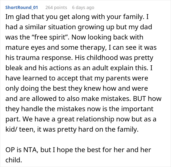 Publicación de texto que analiza las respuestas al trauma familiar y el apoyo esperanzador para una esposa después de un embarazo difícil y una solicitud de divorcio.