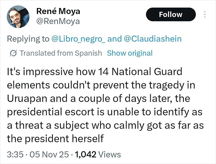 Un hombre besa y acaricia a la presidenta mexicana mientras ella habla ante una multitud, resaltando la realidad para muchas mujeres.