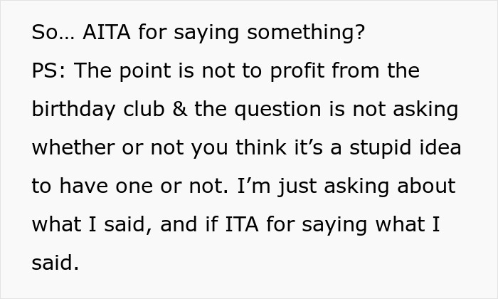 Envíe un mensaje de texto para discutir si decir algo sobre el dinero del cumpleaños en un chat familiar hace que el orador sea un imbécil o no.