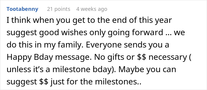Comente sugiriendo un chat familiar sobre dinero de cumpleaños para enviar deseos únicamente, con obsequios o dinero para cumpleaños importantes.