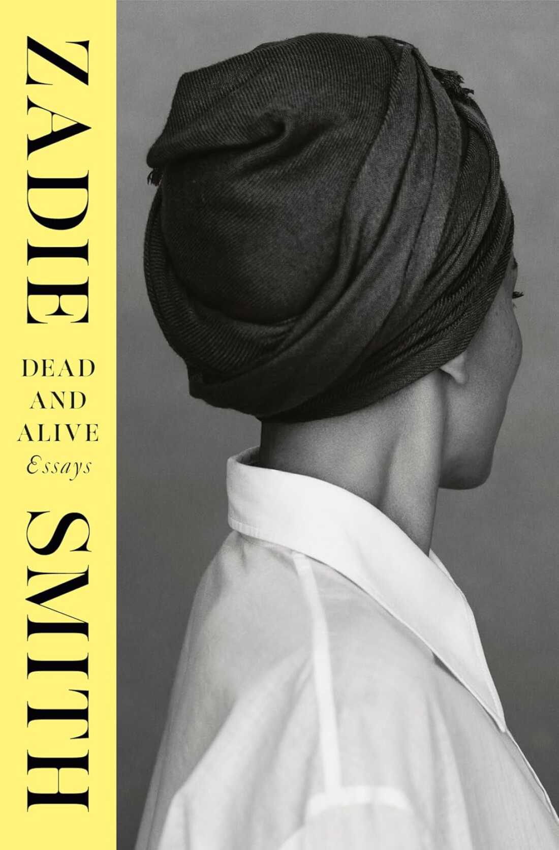 Vivo y muerto: ensayos, de Zadie Smith