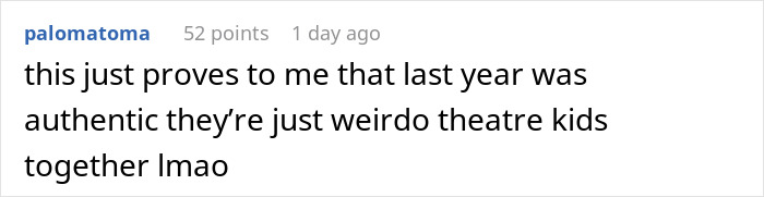 Captura de pantalla de un comentario en las redes sociales sobre la extraña interacción en línea de Cynthia Erivo y Ariana Grande.