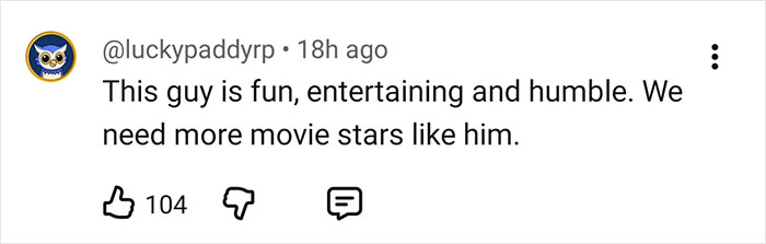 Comentario en las redes sociales que elogia a Glen Powell como entretenido y humilde, destacando su atractivo como estrella de cine.