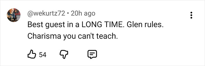 Comenta en las redes sociales elogiando el carisma y la popularidad de Glen Powell, destacando su error garrafal viral en Hollywood.