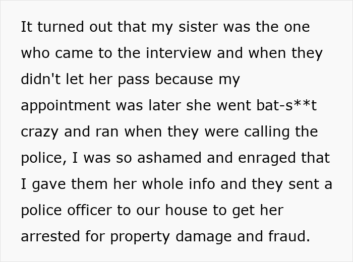 Texto que describe a la hermana niña de oro malcriada de una mujer provocando una escena en una entrevista, impactando su increíble oportunidad profesional.