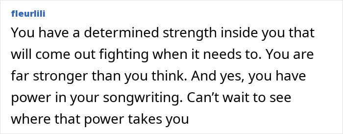 Publicación de texto del usuario fleurili que alienta la fuerza y ​​el poder en la composición de canciones, relacionada con Alison Sudol hablando en medio de la reacción de David Harbour.