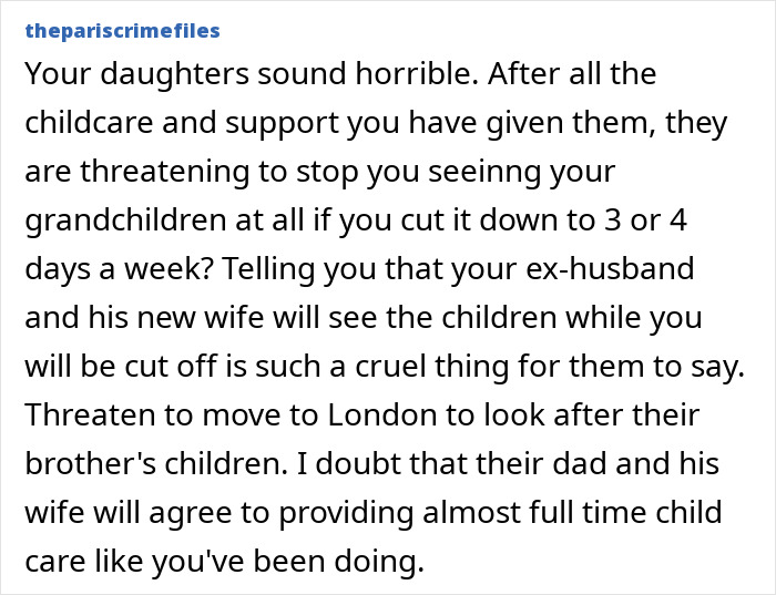 Mensaje de texto sobre una abuela que se siente atrapada cuidando a cinco niños y enfrentando conflictos familiares por el cuidado de los niños.