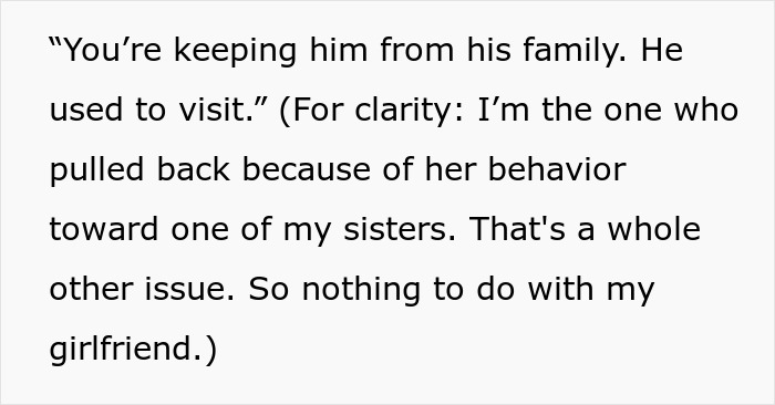 Mensaje de texto que revela que un hombre corta los lazos con su madre después de que sus verdaderos colores se muestran a través de mensajes de texto a su novia.
