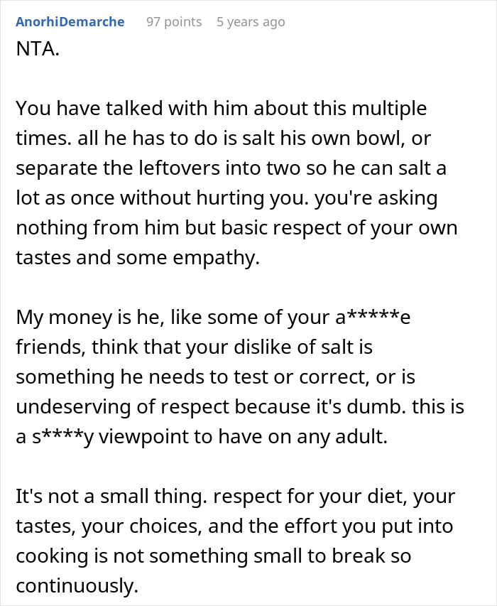 Texto que analiza problemas de relación sobre el hecho de que el novio sala toda la olla de chile en contra del gusto y el respeto de la pareja.