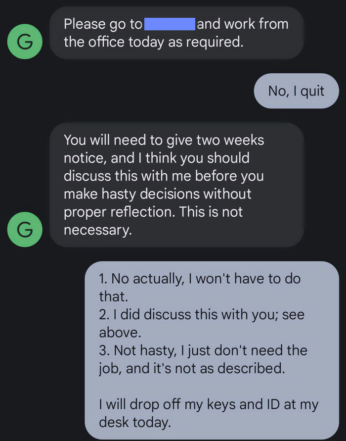 Conversación de texto que muestra un mensaje firme de renuncia con negativa a avisar con dos semanas de antelación y entrega de llaves hoy.