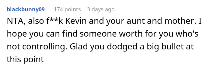 Comentario de Reddit que destaca las señales de alerta: el usuario condena a su novio controlador y elogia haber escapado de la relación.
