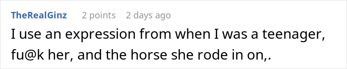 Captura de pantalla de un comentario en un foro que contiene lenguaje explícito sobre una mujer desempleada que engaña a su novio con un hombre desempleado.