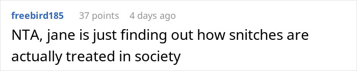 Captura de pantalla de un comentario de Reddit sobre un conflicto en el lugar de trabajo que involucra a un hombre y una mujer que lo denunciaron a Recursos Humanos.