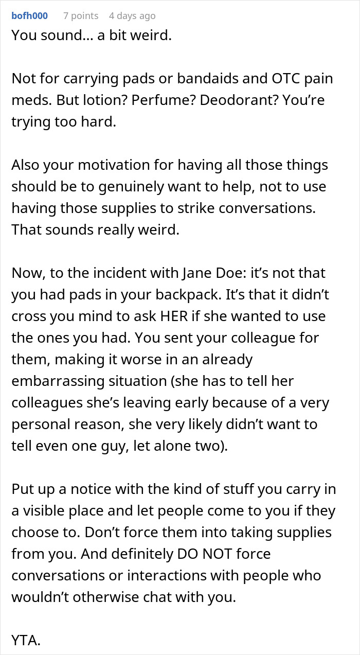 Conversación de texto que muestra a un hombre defendiéndose después de que una mujer lo denunciara a Recursos Humanos, lo que provocó tensión en el lugar de trabajo.