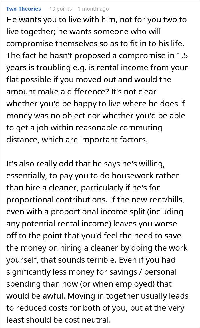 El hombre quiere mudarse con su novia pero se niega a vivir en el apartamento de su propiedad, lo que provoca tensión en la relación.