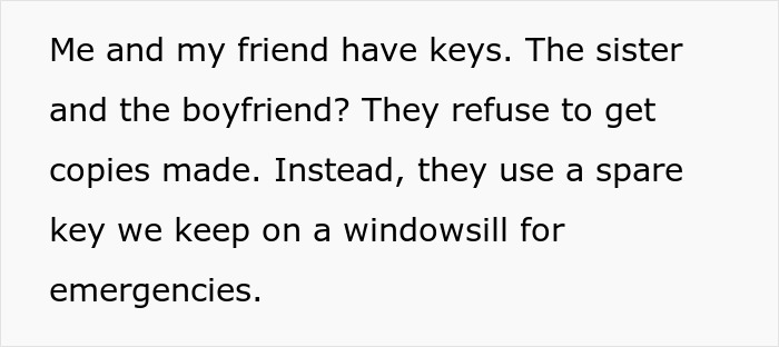 Imagen de texto que muestra a una mujer harta de ser el portero personal de sus compañeros de cuarto, explicando los problemas de acceso clave.