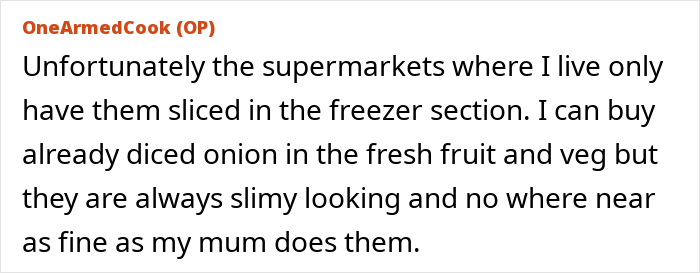 Publicación de texto sobre un hombre manco que explica por qué su madre le corta verduras en lugar de las del supermercado.