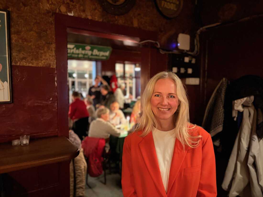 Ida Auken, miembro del Parlamento de Dinamarca por los socialdemócratas, califica a la primera ministra danesa, Mette Frederiksen, de “fuerte” y una de las líderes más populares de Europa después de defenderse de las amenazas del presidente Trump de apoderarse de Groenlandia.