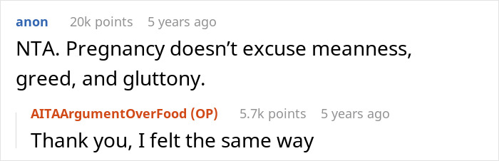 Captura de pantalla de una discusión en línea donde un usuario rechaza excusas relacionadas con el embarazo en un contexto de comentario hiriente.