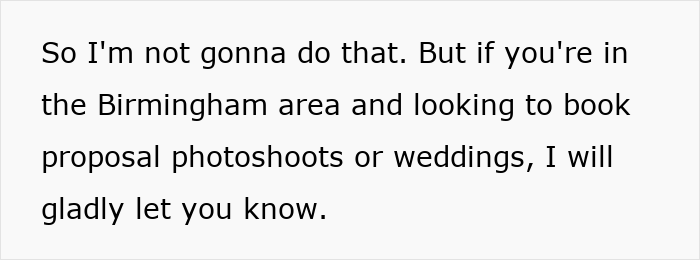 Extracto de texto sobre la reserva de sesiones de fotos de propuestas de boda o bodas, relacionado con fotos de compromiso y cuestiones del fotógrafo.