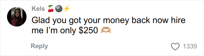 Comenta en una publicación de redes sociales sobre fotos de compromiso, menciona dinero y ofrece servicios de fotografía por $250.