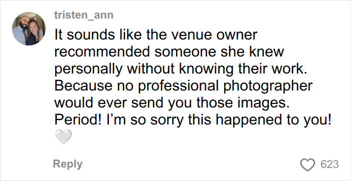 Captura de pantalla de un comentario en las redes sociales que critica el trabajo de un fotógrafo en fotografías de compromiso pagadas.